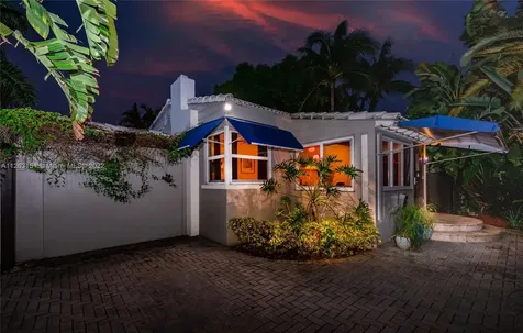 311 Hibiscus Drive Miami Springs FL 33166