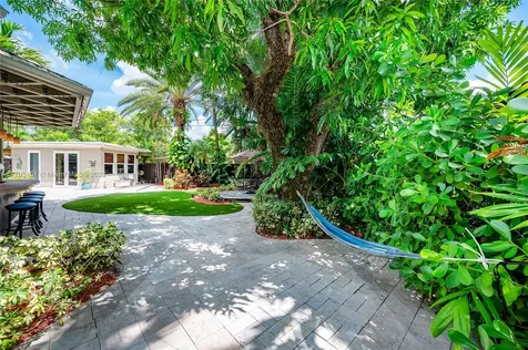 311 Hibiscus Drive Miami Springs FL 33166