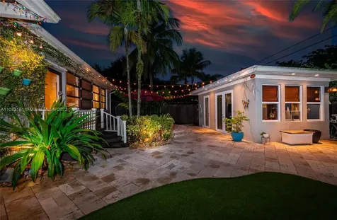 311 Hibiscus Drive Miami Springs FL 33166