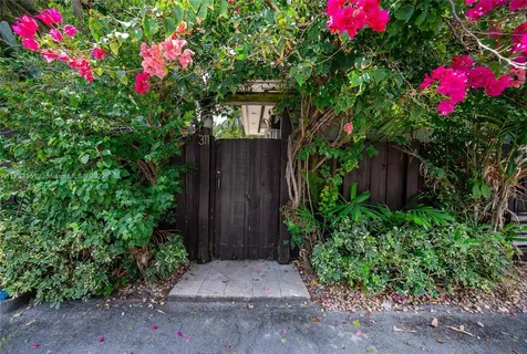 311 Hibiscus Drive Miami Springs FL 33166