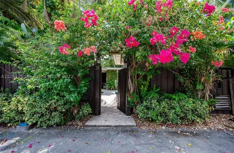 311 Hibiscus Drive Miami Springs FL 33166