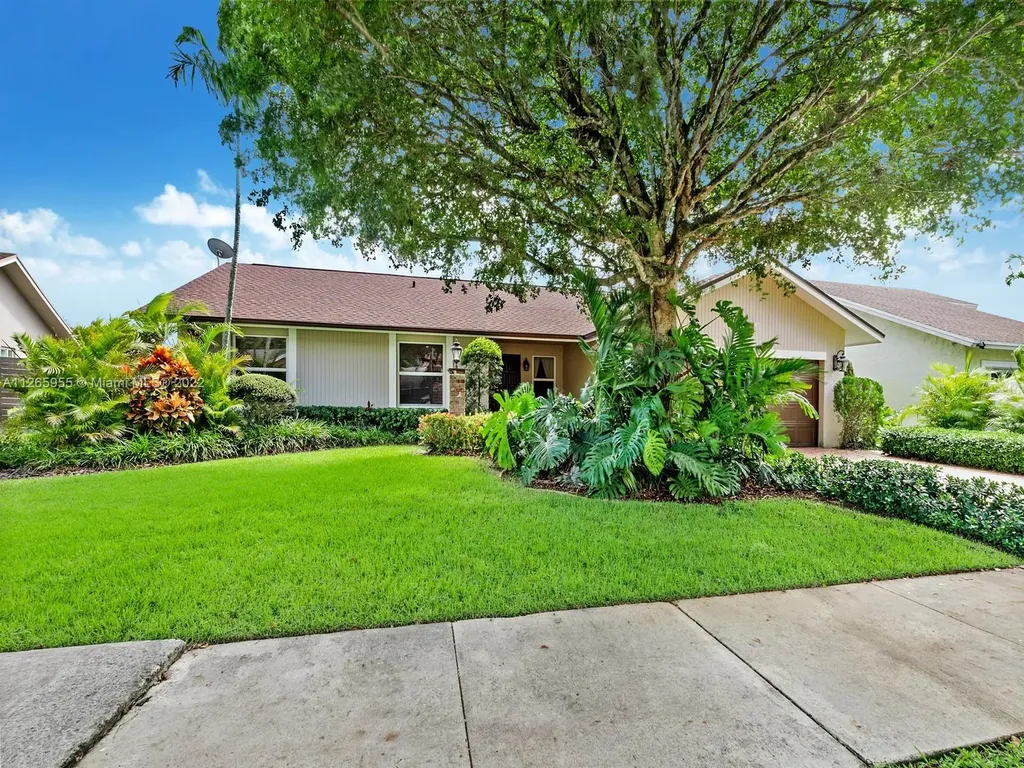 12842 SW 115th Terrace Miami FL 33186