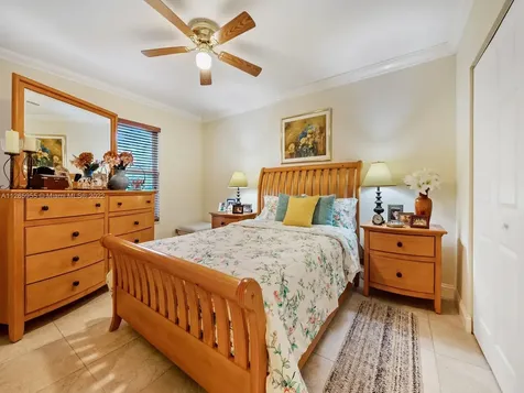 12842 SW 115th Terrace Miami FL 33186