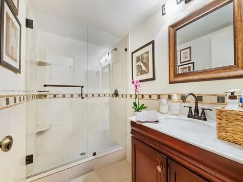 12842 SW 115th Terrace Miami FL 33186