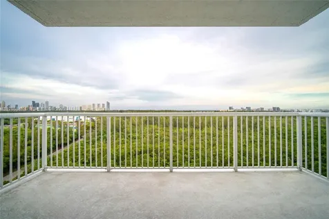 15051 Royal Oaks Lane North Miami FL 33181