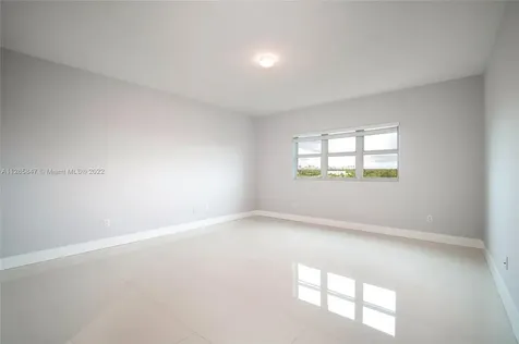 15051 Royal Oaks Lane North Miami FL 33181