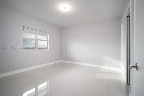 15051 Royal Oaks Lane North Miami FL 33181