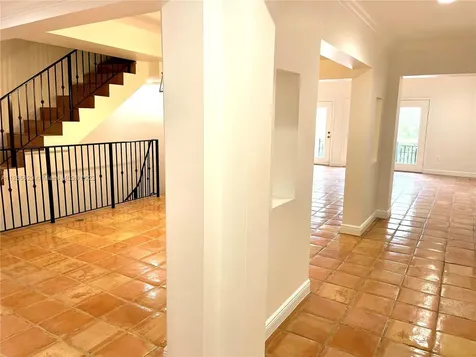 6206 Paradise Point Drive Palmetto Bay FL 33157