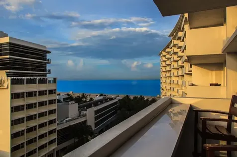 100 Lincoln Road Miami Beach FL 33139