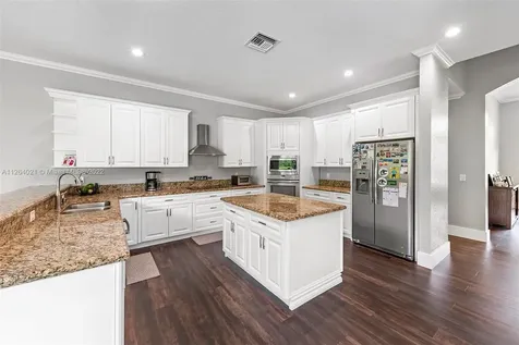 18740 SW 39th Court Miramar FL 33029