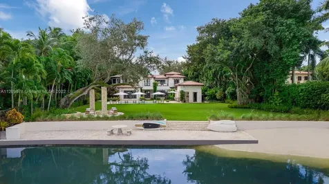 5275 Hammock Drive Coral Gables FL 33156