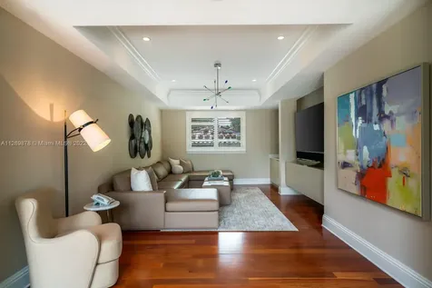 5275 Hammock Drive Coral Gables FL 33156