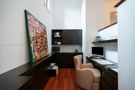 5275 Hammock Drive Coral Gables FL 33156