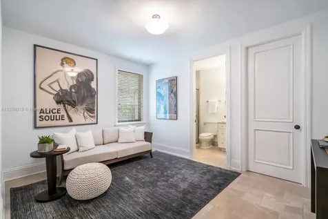 5275 Hammock Drive Coral Gables FL 33156