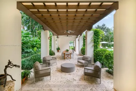 5275 Hammock Drive Coral Gables FL 33156