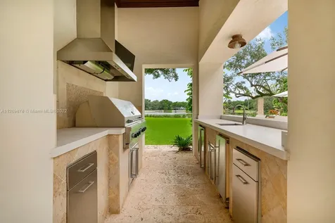 5275 Hammock Drive Coral Gables FL 33156