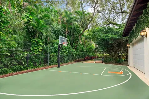 5275 Hammock Drive Coral Gables FL 33156