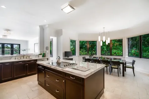 5275 Hammock Drive Coral Gables FL 33156