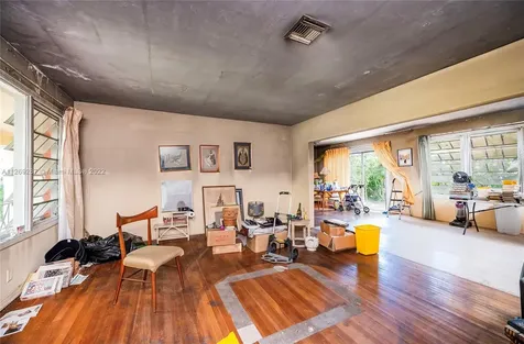 810 Paradiso Avenue Coral Gables FL 33146