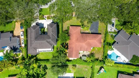810 Paradiso Avenue Coral Gables FL 33146