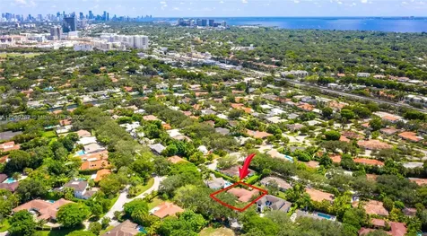 810 Paradiso Avenue Coral Gables FL 33146