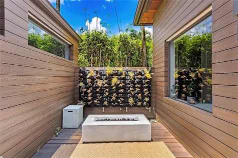3615 Park Court Weston FL 33332