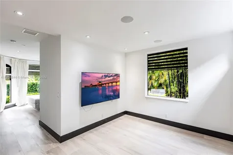 3615 Park Court Weston FL 33332