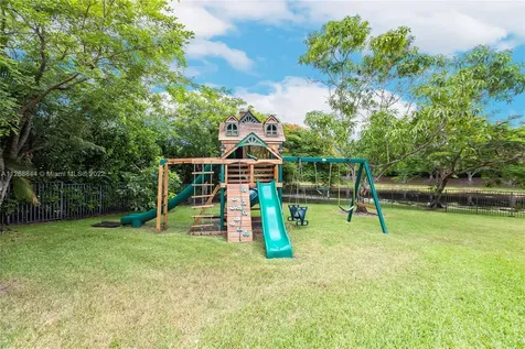 3615 Park Court Weston FL 33332