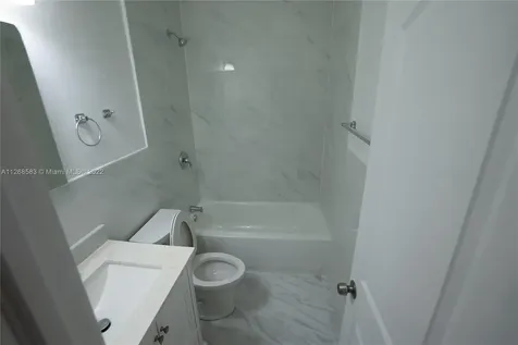 1426 S 22nd Avenue Hollywood FL 33020