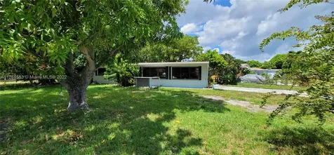 1426 S 22nd Avenue Hollywood FL 33020