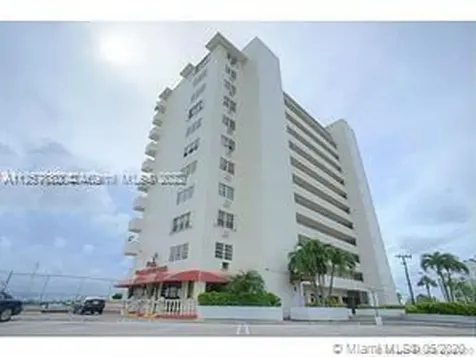 7904 West Drive North Bay Village FL 33141