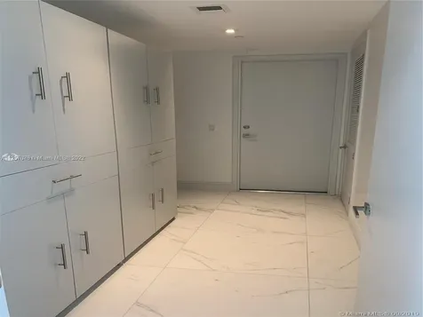 5500 Island Estates Drive Aventura FL 33160