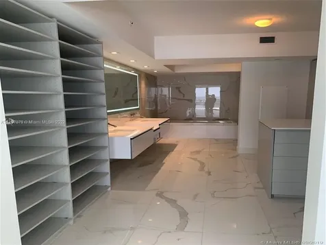 5500 Island Estates Drive Aventura FL 33160