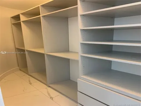 5500 Island Estates Drive Aventura FL 33160