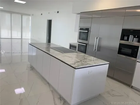 5500 Island Estates Drive Aventura FL 33160