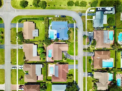 11620 SW 99th Street Miami FL 33176