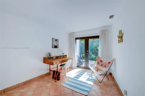 6331 SW 36th Street Miami FL 33155