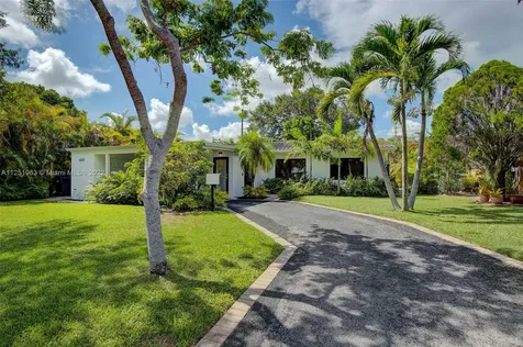 6331 SW 36th Street Miami FL 33155
