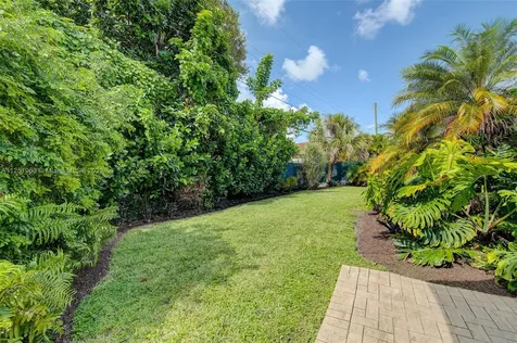 6331 SW 36th Street Miami FL 33155