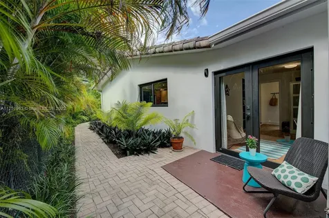 6331 SW 36th Street Miami FL 33155