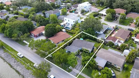 6331 SW 36th Street Miami FL 33155