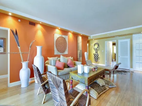 725 Crandon Boulevard Key Biscayne FL 33149
