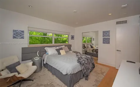 1059 NE 98th Street Miami Shores FL 33138