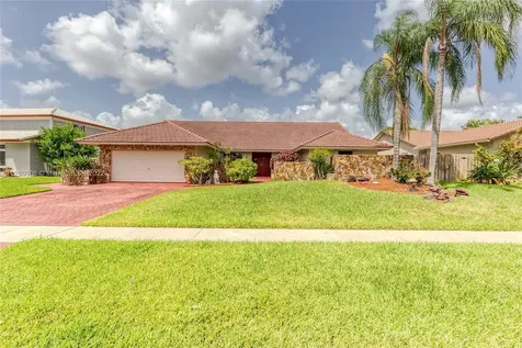 1211 NW 95th Avenue Plantation FL 33322