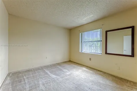 1211 NW 95th Avenue Plantation FL 33322