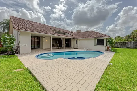 1211 NW 95th Avenue Plantation FL 33322
