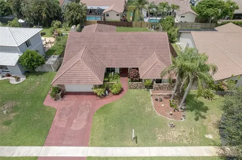 1211 NW 95th Avenue Plantation FL 33322