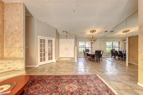 1211 NW 95th Avenue Plantation FL 33322