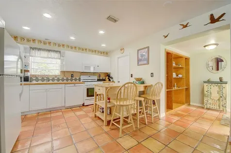 7830 Farragut Street Hollywood FL 33024