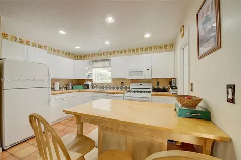 7830 Farragut Street Hollywood FL 33024